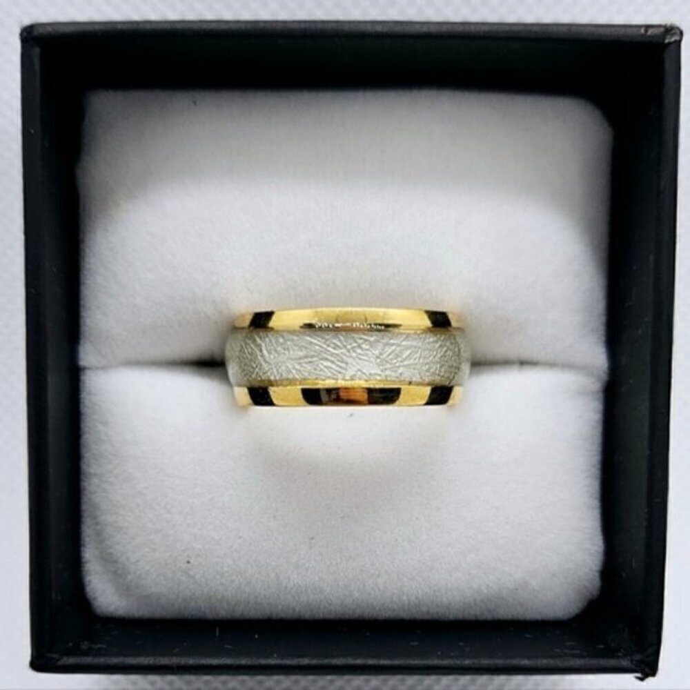 Tungsten Carbide Gold Tone Textured Inlay Wide Band Ring Size 6.5 NWT